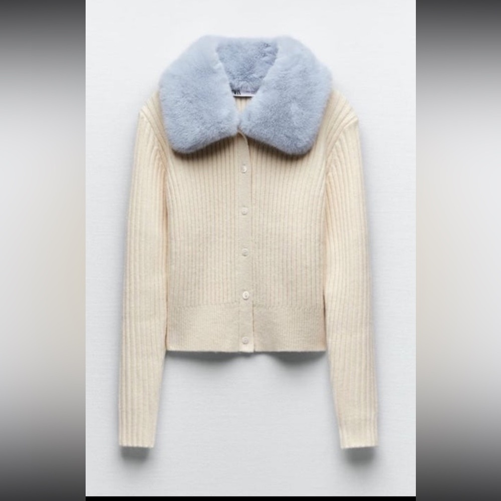 Cream Ribbed Button-Front Sweater with Light Blue Faux Fur Collar - Picture 1 of 12